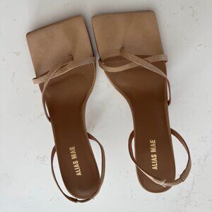 Alias Mae Fleur Sandal - like new! Only worn once!